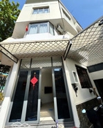 * căn góc hxh ngay phan xích long 93 m2 _ nhà 5 tầng mới đẹp ở ngay sát mặt tiền giá chỉ 14.5 tỷ