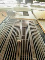 Tôi chính chủ bán nhà 5 tầng ngõ 55 Trần phú, gần trường nhạc họa trung ương. Giá 4.75 tỷ