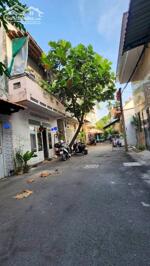 CHO THUÊ NHÀ Đường Linh Đông, p. Linh Đông - DT 70m2 gồm 2pn2wc, Sân để được oto Giá 7.5tr/tháng.