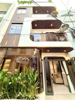 đón tết - nhà mới- hẻm xe hơi- phú nhuận