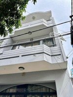 chợ bà chiểu, cho thuê nhà 3 phòng ngủ 3wc, ở ngay. chỉ 13tr900/tháng