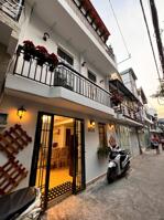 NHÀ MỚI TẠI PHẠM VĂN CHIÊU ( 3PN , 3WC )