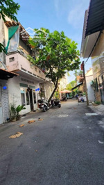 cho thuê nhà đường linh đông, p. linh đông - dt 70m2 gồm 2pn2wc, sân để được oto giá 7.5tr/tháng.