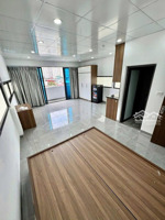 toà chdv láng hạ, gần ô tô, thoáng trước sau, thang máy, ppcc chuẩn, 18pkk, dt 1.2 tỷ/năm