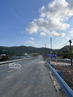 chính chủ cần bán 1.250m2 đất tmdv tại vịnh vĩnh hy, khánh hoà, mặt đường hoàng sa (tỉnh lộ 702)