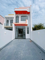 bán nhanh nhà 1 trệt 1 lầu - 60m2 - shr- gần trường - chợ