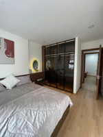 em có 5 suất ngoại giao , vị trí đẹp, giá rẻ nhất tại chung cư yên bình complex lh: 0368 255 ***