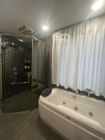 bán biệt thự khu q ciputra 400m2