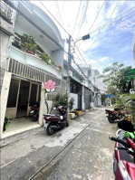 hẻm xe hơi- ngay khu phân lô - tiện ích xung quanh - gần eaon-đường b3 phường tây thạnh ,tân phú 5t