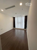 bán căn hộ sunshine sky city q7 , 2pn 73m2 . giá tốt nhất thị trường : 5,7 tỷ .