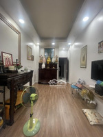 202 sư vạn hạnh mặt tiền nhà mới 5 tầng ở gia đình kết hợp kinh doanh