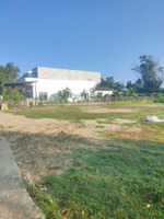 đất xây nhà vườn 2 mặt kiệt, 479m2 có 200m2 đất ở ngang 16m vuông vắn xã hòa vang.