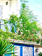 cho thuê nhà mới 2 tầng: đường bàu mạc - 2pn - 2wc - sát biển - đủ nội thất