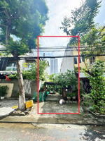 còn lô đinh đạt vị trí đẹp ko cống trụ cần bán. ngay biển