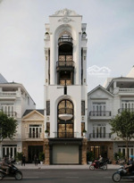 bán căn nhà mặt phố nam đồng. dt 45m2, mt 5m, 6 tầng. giá 32 tỷ. nội thất đầy đủ phim đồ