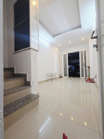 nhà mt kdmb ngay chợ nguyễn sơn