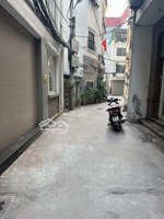 hàng hót bồ đề - cực hiếm!!! nhà dân xây chắc chắn, vị trí trung tâm bồ đề. ngõ thông ô