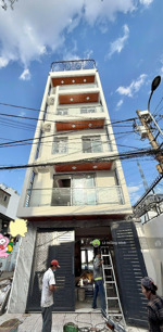 siêu phẩm 4,8m x 28m. 4 tầng có thang máy, sân vườn hẻm thông đường trần thị năm ( tch 10)