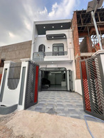 bán gấp nhà ngay trung tâm tân hiệp tân uyên bình dương ( tphcm mới )