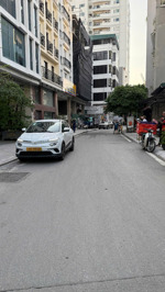 bán gấp đất hoàng quốc việt - duy nhất còn sót lại - hiếm - giá 3.85 tỷ.