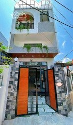 cần bán nhà 2,5 tầng kiệt trần cao vân thông với
nguyễn tất thành, đang cho thuê 8tr/tháng