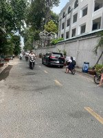 chính chủ gửi bán nhà 2 tầng mặt tiền đường mặt tiền kinh doanh bình chiểu thủ đức ngay nhà thờ