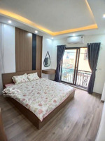 nhà mới hoàng mai, ô tô đỗ cửa, nội thất mới tinh, có thang máy