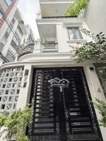 bán nhà huỳnh văn bánh 3 tầng giá 9 tỉ 7