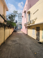 hiếm nhà xe hơi đỗ cửa ngay trường đại học marketing quận 7-dt 40m -tk 4 tầng - 4pn-:giá nhỉnh 7 tỷ