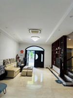 cần bán gấp: biệt thự venice- vinhomes imperia