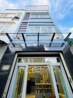 kẹt vốn kinh doanh bán gấp nhà trần văn đang, p11, q3, giá 3tỷ300 cách ga sài gòn 800m, dt 69,3m2