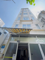 bán toà chdv 7 tầng - 19 phòng bến vân đồn hẻm xe hơi 183 vip