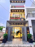 EM CẦN BÁN NHÀ LẦU CỰC ĐẸP NGAY CUỐI ĐƯỜNG HUỲNH VĂN NGHỆ