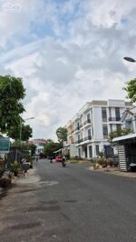 BÁN NHÀ LẦU HOÀN CÔNG TRỤC CHÍNH KDC HOÀNG QUÂN CẦN THƠ