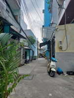 nhà bán âu dương lân, quận 8. hẻm vào 4m cách 50m ra mặt tiền, 45m2 2 tầng chỉ hơn 6 tỷ.