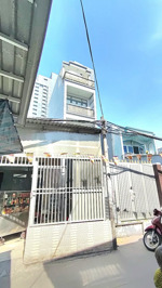 nhà mới ở ngay, bình đông q8, 4 tầng 4pn, 70m2, có sân để xe, hẻm 3 gác thông, 6.5 tỷ