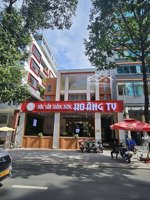 siêu vị trí. mt mạc đỉnh chi quận 1. dt 12.20 x 37m = 451m2. 3 tầng. hđt 520 triệu. giá 160 tỷ