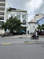 giảm 40 tỷ bán gấp mt ngang 15 mét hai bà trưng, quận 3 - cn 400m2 - hầm - 4 tầng - giá 160 tỷ