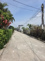 lô đất nằm trong khu dân cư . đất sạch, xây dựng tự do. cách đường hùng vương chỉ 150m. giá rẻ