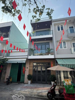 nhà 3 tầng mặt tiền cao xuân dục - trung tâm hải châu