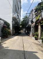 bán nhà gần chợ tân hương tân phú 45m2 - chỉ 4.xtỷ- hẻm oto tới cổng - 2tầng - tiện ở hoặc xây mới