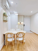 cho thuê chung cư rose town 79 ngọc hồi, hoàng mai 71m, 2 pn full đồ 12 tr, nhà mới, decor đẹp