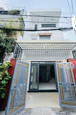 nhà đường 385, gần lê văn việt, hẻm xe hơi thông, 1 sẹc,3 tầng 55m2