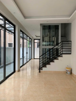 bán gấp căn btlk xẻ khe hoàn thiện 05 tầng dt 90m2, vị trí đẹp giá 13 tỷ tại vinhomes ocean park 3