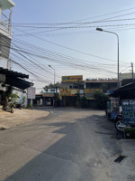 bán nhà 11x31m, mặt tiền phạm thế hiển