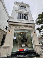 căn góc nhà 3 tầng độc lập phong cách tân cổ điển