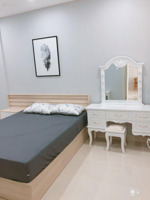 bán căn hộ cao cấp cộng hoà garden 77m2, 2pn full nội thất giá 2.9 tỷ. liên hệ 