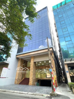 cho thuê tòa văn phòng vip 10 tầng xây mới mặt phố hoàng ngân. vị trí lô góc. dt 360m2. mt 12m