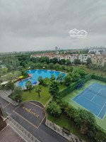hàng hiếm căn 2ng 2wc tòa s1 view bể bơi cần bán, lh: 