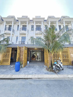 5.39 tỷ / bán nhà 1 trệt 2 lầu, full nội thất, hoàn công, kdc hoàng hùng 5 p.tân đông hiệp tp.dĩ an